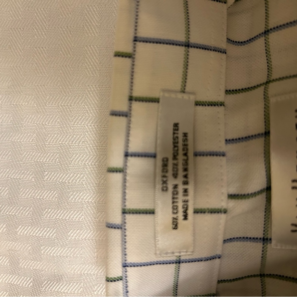 Van Heusen Men's White and Blue Plaid Shirt. - Picture 5 of 6
